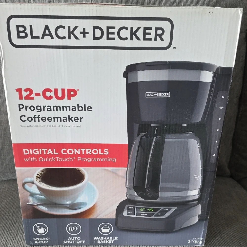 Black & Decker 12-Cup Programmable Coffee Maker With Digital Controls, New